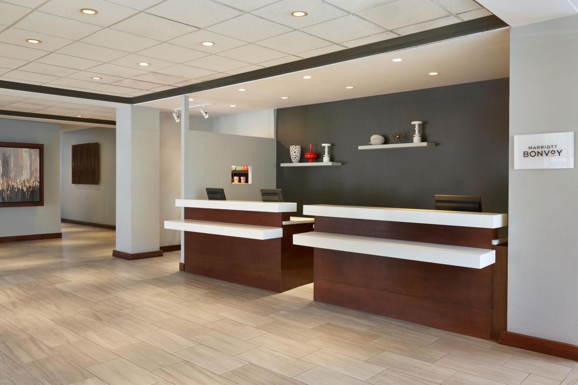 Courtyard By Marriott Ottawa Downtown Hotel Buitenkant foto