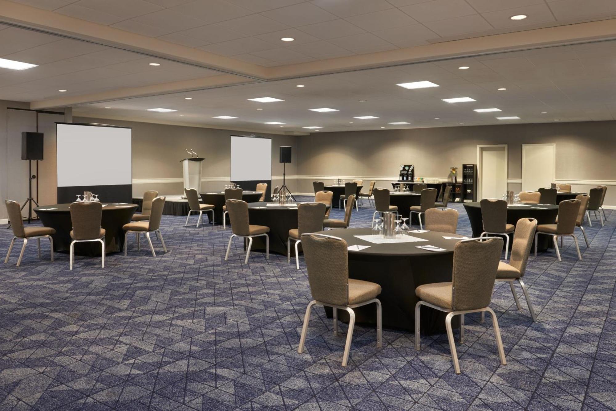 Courtyard By Marriott Ottawa Downtown Hotel Buitenkant foto
