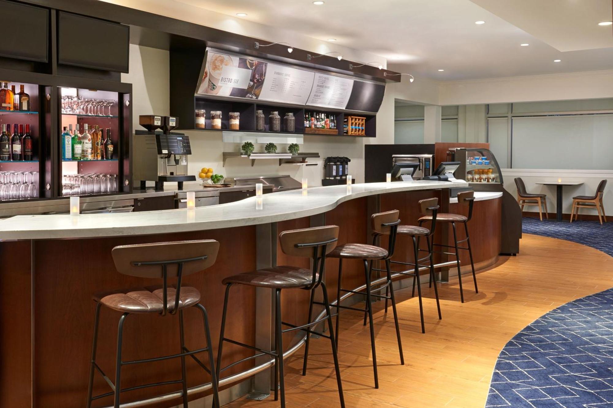 Courtyard By Marriott Ottawa Downtown Hotel Buitenkant foto